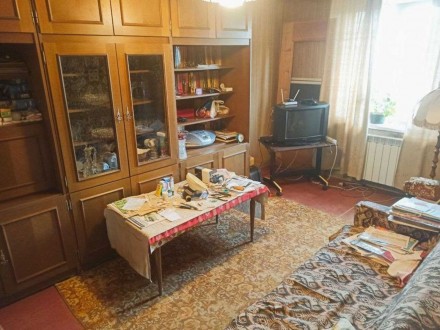 С риелторами не сотрудничаю!!! 
Продам 3х комнатную квартиру в Днепровском район. . фото 2
