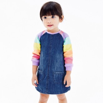 Плаття для дівчинки джинсове з довгим рукавом в смужку синє Stripes Berni Kids. Коломыя. фото 1 Плаття для дівчинки джинсове з довгим рукавом в смужку синє Stripes Berni Kids. Коломыя. фото 1