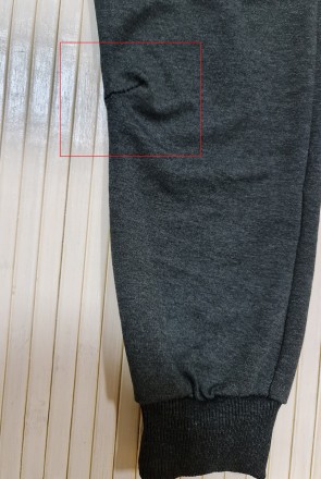 Код товара: 2039.3
Мужские спортивные штаны с двумя карманами на молнии, нижняя . . фото 3