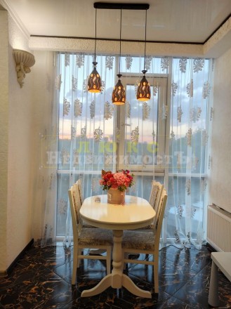 Продам двокімнатну квартиру ЖК Аквамарин / 16 ст. Б. Фонтану. Одеса. фото 1 Продам двокімнатну квартиру ЖК Аквамарин / 16 ст. Б. Фонтану. Одеса. фото 1