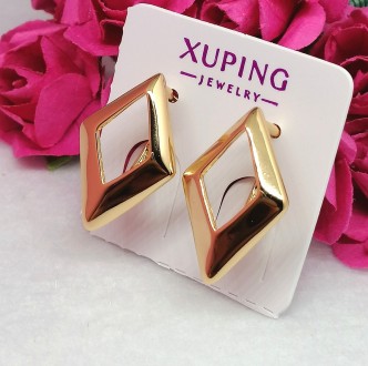 Серьги из медицинского золота Xuping
Изделие выполнено из качественного гипоалле. . фото 3