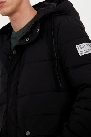 Короткая мужская зимняя куртка из зимней коллекции Finn Flare - мечта любого муж. . фото 9