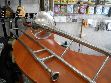 Тромбон виробництво часів СРСР, в повністю робочому стані. Покриття Хромоване, я. . фото 3