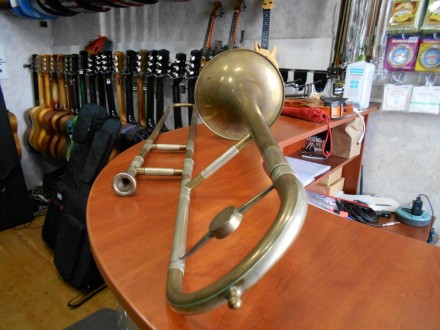 Тромбон виробництво часів СРСР, в повністю робочому стані. Матеріал Латунь, якщо. . фото 8