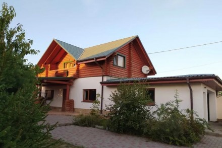 Предлагается к продаже двухэтажный дом, расположенный на высоком месте Золотой г. Киевский. фото 3