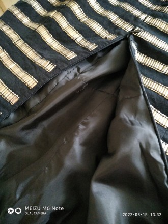 Платье бандо Zara,на подкладе,расшито паетками,смотрится шикарно,сзади небольшой. . фото 9