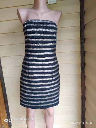 Платье бандо Zara,на подкладе,расшито паетками,смотрится шикарно,сзади небольшой. . фото 3