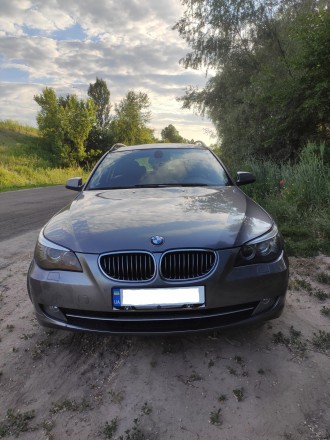 Продам BMW 520d Touring Special Edition Sport
2010 року. Стан відмінний, сів і . . фото 3