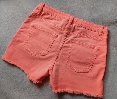 Продам новые джинсовые шорты яркого неонового оранжевого цвета марки H&M. Ку. . фото 7