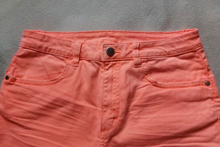Продам новые джинсовые шорты яркого неонового оранжевого цвета марки H&M. Ку. . фото 4
