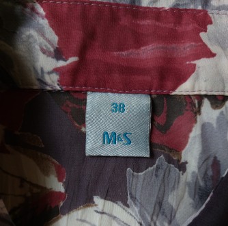 Продам женскую блузочку марки M&S в хорошем состоянии. Куплена во Франции. Р. . фото 4