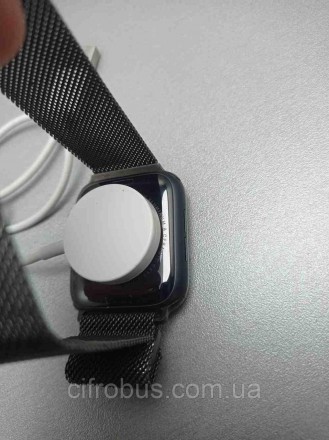 Смарт-часы Apple Watch SE 44mm Gold Aluminum Case with Starlight Sport Band
Харк. . фото 9