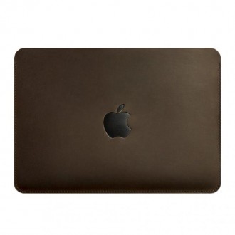 Горизонтальный чехол для MacBook Pro 13'' изготовлен из высококачественной натур. . фото 5