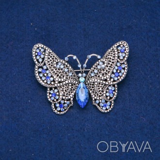 Брошка Метелики сріблястий метал, блакитні і сині стрази 55х42мм + - купити біжу. . фото 1