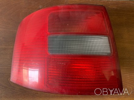 В наявності ліхтар задній Audi A6 C5 Універсал 
правий
Без пошкоджень та дефекті. . фото 1