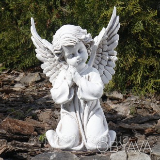 Статуэтка ангел молящийся выполнена из полимерного материала. Высота изделия – 3. . фото 1