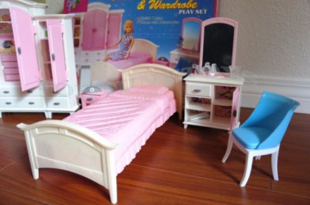 Лялькові меблі Глорія Gloria 24014 Неймовірно гарна спальня Барбі
Мрія дівчинки . . фото 3