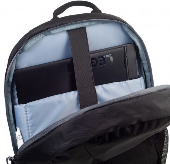 
Ефектний рюкзак виготовлений з високоякісного поліестеру - ідеальне доповнення . . фото 5
