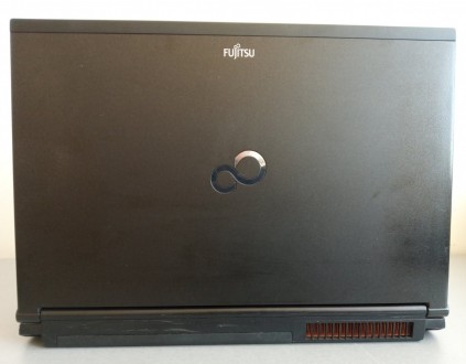 
Ноутбук Fujitsu Celsius H720 15,6" FHD i7-3720QM (3,6GHz)/RAM 8 ГБ/240 SSD NVID. . фото 3