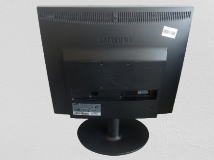 Монитор из Германии 18.5" Samsung E1920NR/1366x768/VGA [LS19CLYSB/EN]/5мс
Мы зан. . фото 5