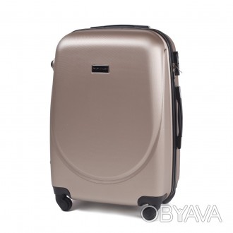 Средний пластиковый чемодан Wings 310 изготовлен из надежного и устойчивого к уд. . фото 1