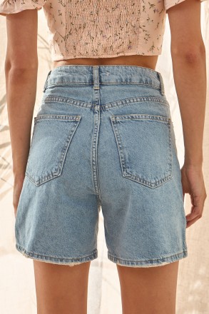 Женские джинсовые шорты Stimma Ребби. Стильные шорты из джинсовой ткани с прямым. . фото 5