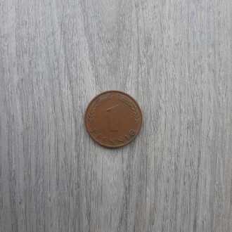Монета ФРГ 1 пфенниг 1968 D

Сталь с латунным покрытием. . фото 2