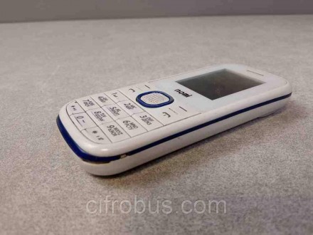 Телефон, поддержка двух SIM-карт, экран 1.8", разрешение 160x128, камера 0.30 МП. . фото 8