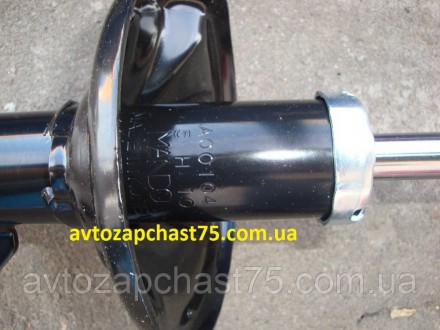 Задній амортизатор правий (газовий) на автомобілі Кіа Черато з 2005 року випуску. . фото 3