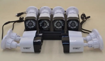 
Комплект відеоспостереження на 8 камер із реєстратором UKC DVR KIT-945 8ch Gibr. . фото 2
