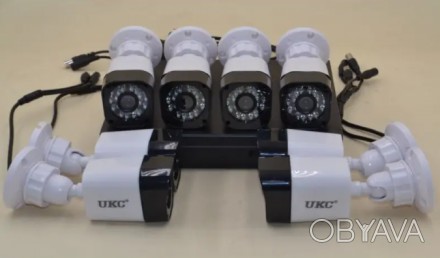 
Комплект відеоспостереження на 8 камер із реєстратором UKC DVR KIT-945 8ch Gibr. . фото 1