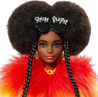  
Кукла Барби Афроамериканка Экстра в радужном манто Оригинал
 
Куклы Барби Экст. . фото 4