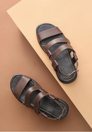 Данная модель коричневых мужских сандалей идеально подойдет для летнего и жарког. . фото 2