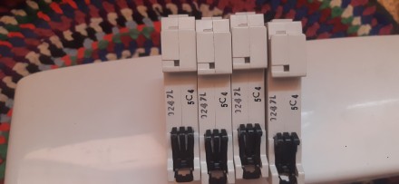 Автоматический выключатель АВВ S201 1p C4 цена 150гривен за шт. (в наличии 4 шт.. . фото 4