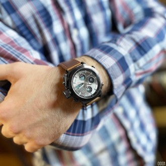 Часы AMST 3003A Black-Brown Wristband 
Отправка по всей Украине "новой почтой"
 . . фото 4