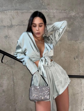 костюм двойка 
ткань : шёлк 
цвета : мятный , фиалка
Размеры: SM ; ML 
Костюм шо. . фото 7