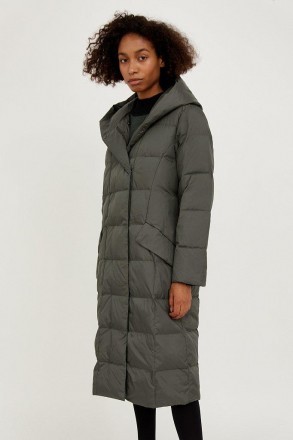 
Для прогулок в морозную погоду рекомендуем вам легкое стеганое пальто свободног. . фото 2