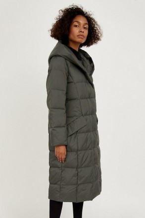 
Для прогулок в морозную погоду рекомендуем вам легкое стеганое пальто свободног. . фото 3