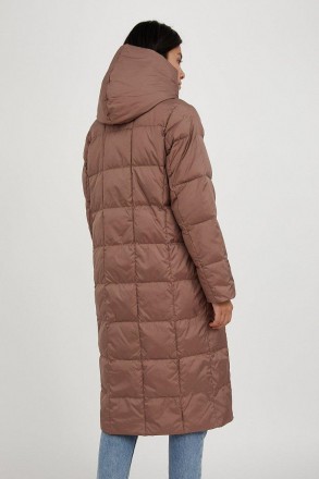 
Для прогулок в морозную погоду рекомендуем вам легкое стеганое пальто свободног. . фото 5