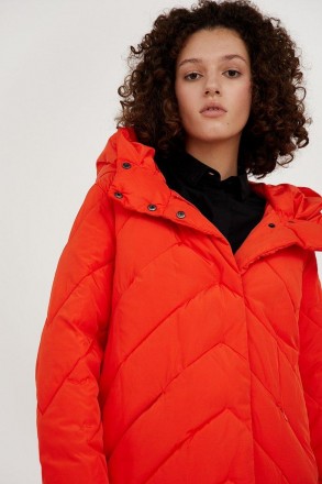 
Лаконичная теплая стеганая куртка из зимней коллекции отлично смотрится на любо. . фото 5