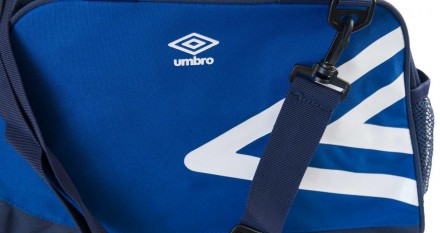 Небольшая спортивная сумка 20L Umbro Gymbag синяя umbm0025-87
Описание товара:
	. . фото 9