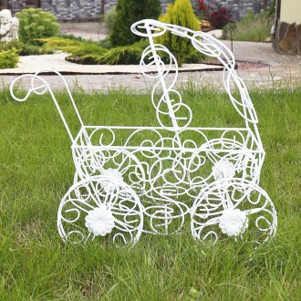 Незвичайна підставка для вазона у вигляді дитячої коляски. Декор виконаний з які. . фото 4