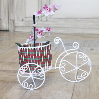 Триколісний невеликий велосипед з кошиком з металу ручної роботи. Висота виробу . . фото 2