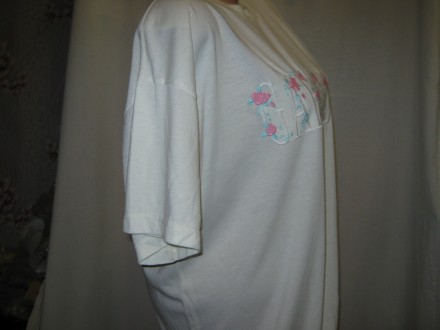 Женская футболка б/у,  размер визуально 50-52,  молочного цвета, короткий рукав,. . фото 5