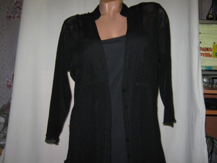 Женская блузка б/у летняя, черного цвета, однотонная, размер визуально 44-46, 2 . . фото 2