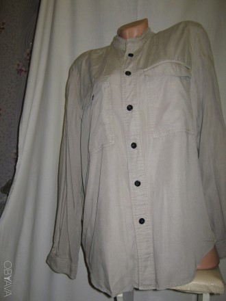 Рубашка б/у, цвет хаки (светлый), однотонная, унисекс, размер визуально 48-50, с. . фото 2