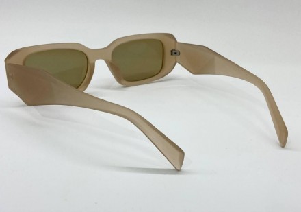 Очки солнцезащитные в пластиковой оправе с поляризованными линзами 
Защита UV400. . фото 4