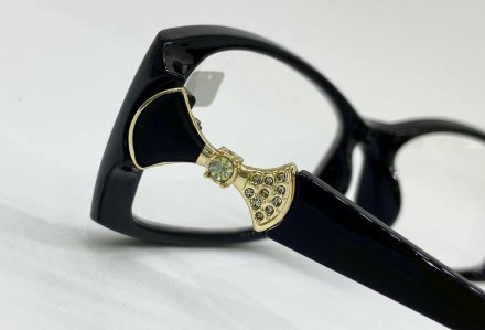 Очки для зрения женские в пластиковой оправе прямоугольники
Готовые очки для зре. . фото 3