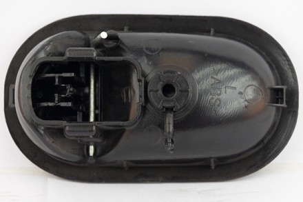 Ручка передняя левая внутренняя Renault Master 3
Renault (OEM): 8200310579. . фото 3