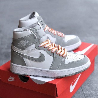 Кроссовки женские серые Nike Air Jordan 1 Retro
Встречайте шикарную светло-серую. . фото 3